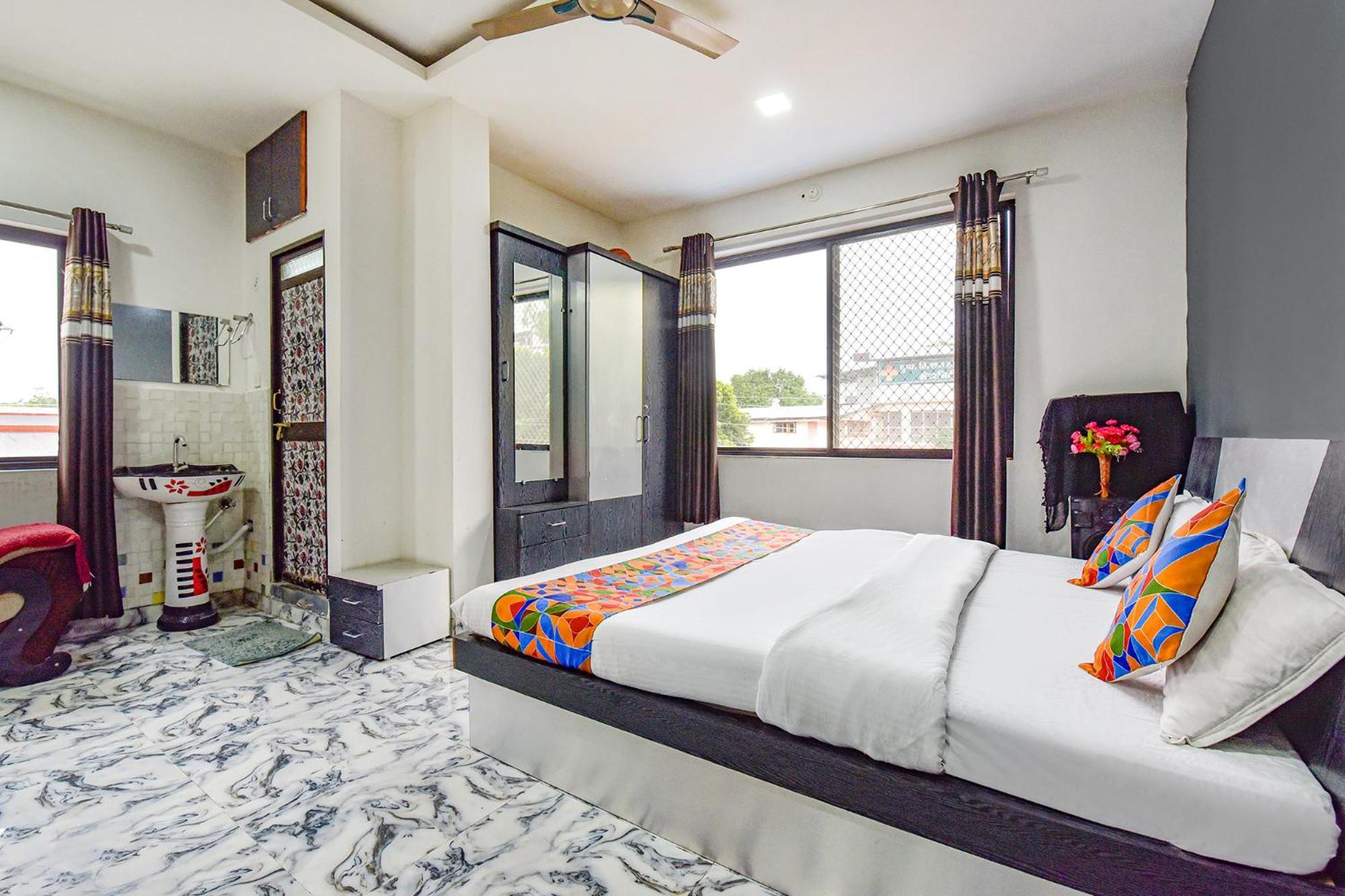 Fabexpress Soni Palace Ujjain Dış mekan fotoğraf